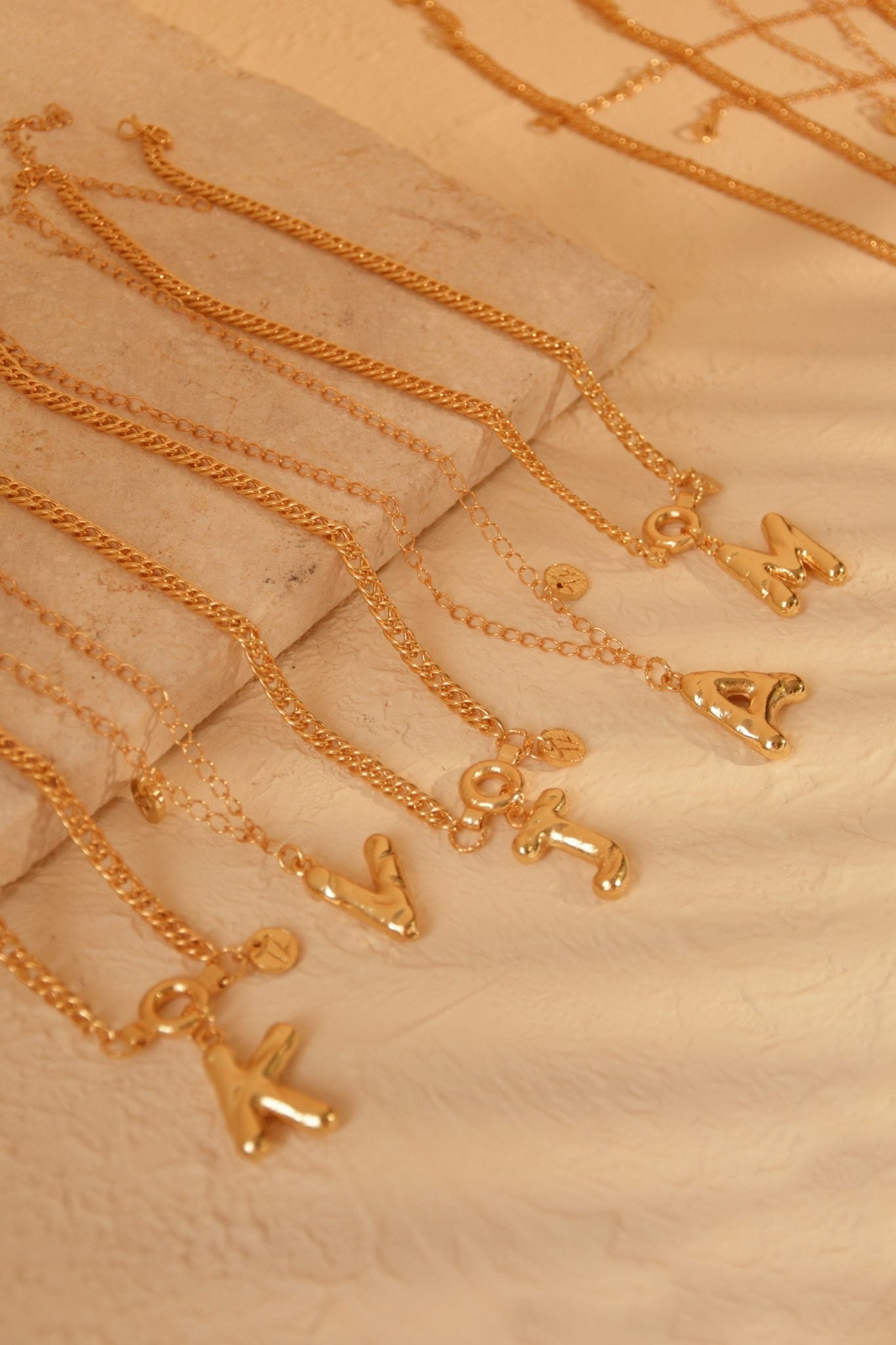 Inicial Chunky Necklace